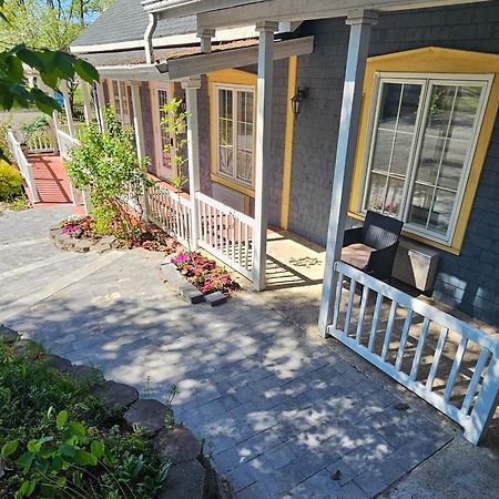 Hotel Fleurs Karaibes Saint-Alexandre-de-Kamouraska Dış mekan fotoğraf