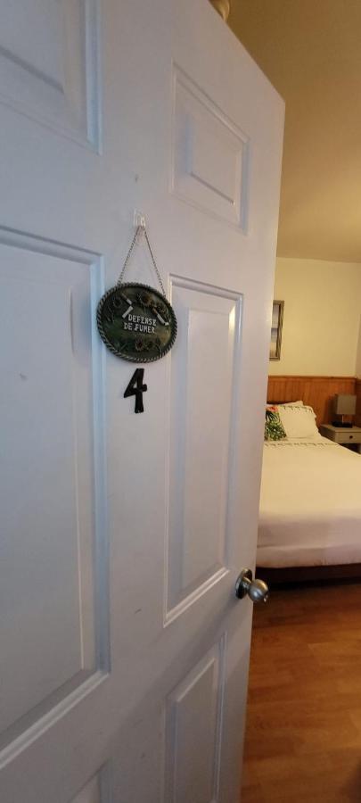 Hotel Fleurs Karaibes Saint-Alexandre-de-Kamouraska Dış mekan fotoğraf